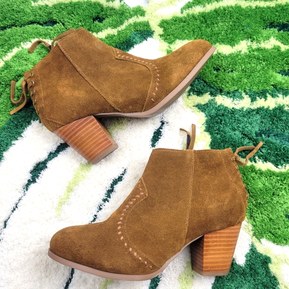 Minnetonka "MELISSA" bootie